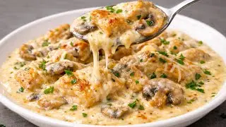Этот рецепт сведет вас с ума! Курица в сливочном соусе с грибами