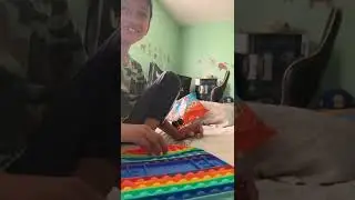 Dice and pop-it&rsquo;s game, me vs mommy
