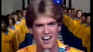 Australia Be Proud  - Simon Gallaher with the Marist singers on 