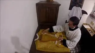 Modo de Acolitar en la Santa Misa Video Nº 2 Preparando los Ornamentos