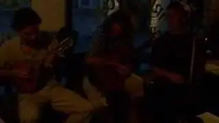 Lune &agrave; Tics au M&eacute;di&eacute;val Pub Tarentelle