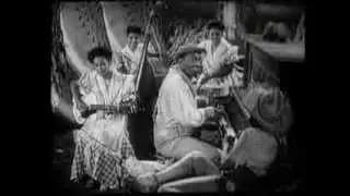 GENE RODGERS.  Jukebox Boogie.  1940's Jazz Soundie.  Blues & Jazz Piano.
