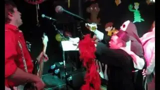 Ja... Lekker! - Carnaval De Biersmurfers Bant - Piano man