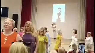 Парад моделей / Выпускной в Real Age Studio 19 и 20 групп по моделингу  / июнь 2025
