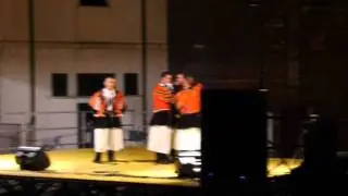 Tenore santu Juanne Orgosolo-rassegna Nuoro 2011.wmv