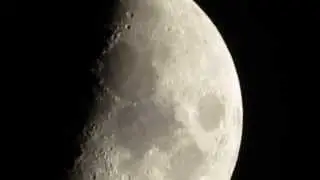Canon Powershot SX520 HS Zoom Test On The Moon