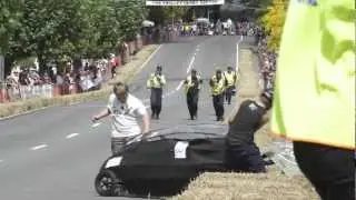 2013 Nelson Collingwood Street Trolley Derby - Crash