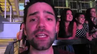28 Year Old Guy Attends Taylor Swift Concert Alone - Dallas