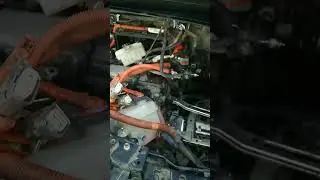 Engine compartment of Toyota Alphard hybrid #car #engine #hybrid #cars