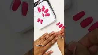 Upgrade your nail game with Beromt's stunning matte false nails! 💅✨