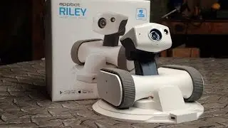 RILEY (SMART ROBOT) WILL MAKE SURE YOUR SAFE AT NIGHT!