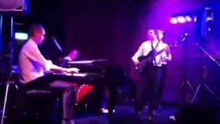 Danny Mills Band Vinopolis 23/12/11
