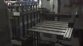 WM FT 700(1) -In mould cutting Hongzu Thermoforming Trialtest