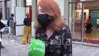 Gino Strada, ultimo giorno di camera ardente: grande assente è la politica