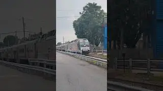 NJT Alp-45A #4540 Approaching Anderson Street with Crossing Sequence Multiple Times