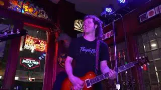The Turnups - Take Me Out Cover Ft. Moline Media