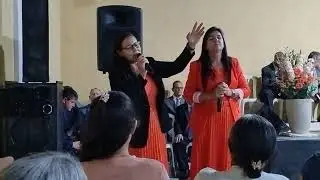 Irmãs Madalena e Mônica louvando a Deus🙏