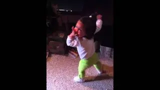 rain rosario  dancing to rap video