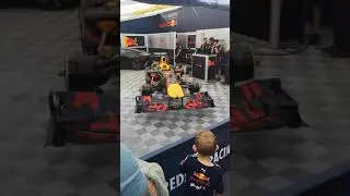 Red Bull F1 V8 Engine Noise - Brands Hatch - WSeries - Loud