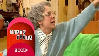 La iaia del David s'instal&middot;la al pis - Plats bruts