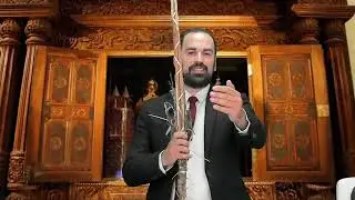 הרב שלום בראל : איך מנענעים לולב?