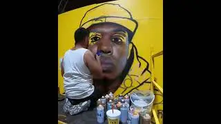 Painting portrait with spray paint #spraypaint #spraypaintart #muralart #mural #painting