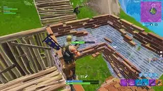 AND THE FORTNITE NOSCOPE AWARD GOES TO STRAFEOUS