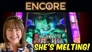 Wizard of Oz Wicked Witch of the West Slot Bonus! Retrigger!