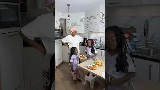 Miss measure it dishing out our food with so much att1tude 🙄🙄