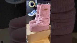 UGG Classic Mini Dipper Legwarmer Boot Pink Dawn #mthorshop #ugglegwarmers #uggpink