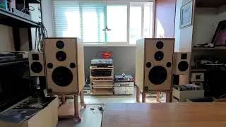 Diy Speaker, harbeth 40.2 clone ( females vocal )