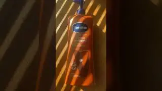 @vaseline Intensive Care cocoa radiant 48h moisture  #lotion #skincare #moisture #radiant #
