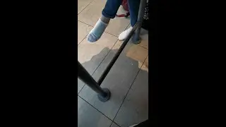 Inqi decided to walk in just socks because of the weather, leaving clear footprints on the socks