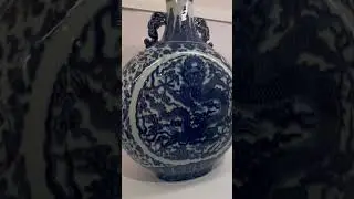 Appreciation of Chinese Ming and Qing Blue and White Porcelain， 17&ndash;19th centuries