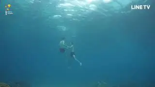 I told sunset about you kiss scene (underwater)