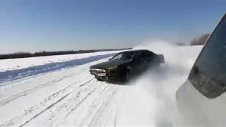 Бешеный дрифт по полям на Ниссан Сефиро / Mad drifting on Cefiro