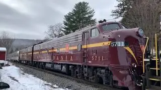 Chasing the NS Toys for Tots train from Binghamton to Bainbridge with two PRR E8s