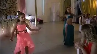 🔥 Arabic Dance That Hits Different 💃#arabdance #arabmusic#bellydance#orientaldance #arabgirl