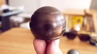 Lucking gyroscope | Decompression artifact