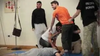 Rubgro: Slaughtering a Shabiha member