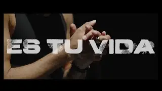 Carlos Torres  - Es tu vida (Videoclip Oficial)