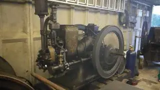 1916 IHC Mogul Hopper Cooled Skidded Engine 4hp - Boxing Day 2011