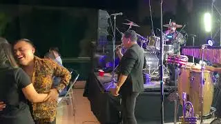 MEDLEY FIRMA EN VIVO GARRIDO FEST 2023