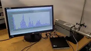 Testing a SRS RGA200 200AMU CEM Residual Gas Analyzer UHV Mass Spectrometer 2.75
