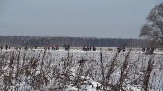 Investigators hunt for clues over Russian plane crash