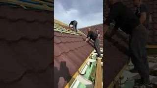 Care șuruburi de montează &icirc;n primul r&acirc;nd la instalarea țiglei metalice modulare?