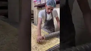 Aise bante hai JEERA BISCUITS 😍🥵|| #shorts #ashortaday #jeera #biscuit