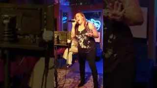 Mia Calarese sings Aretha, August 2016