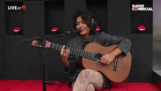 Rádio Comercial | Mari Froes canta 