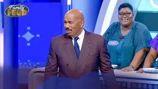 Does Steve Harvey clap to the music? | Family Feud Ghana